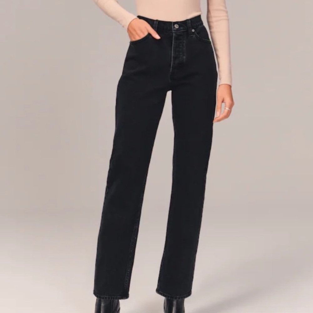 Abercrombie & Fitch The Dad High Rise Jean